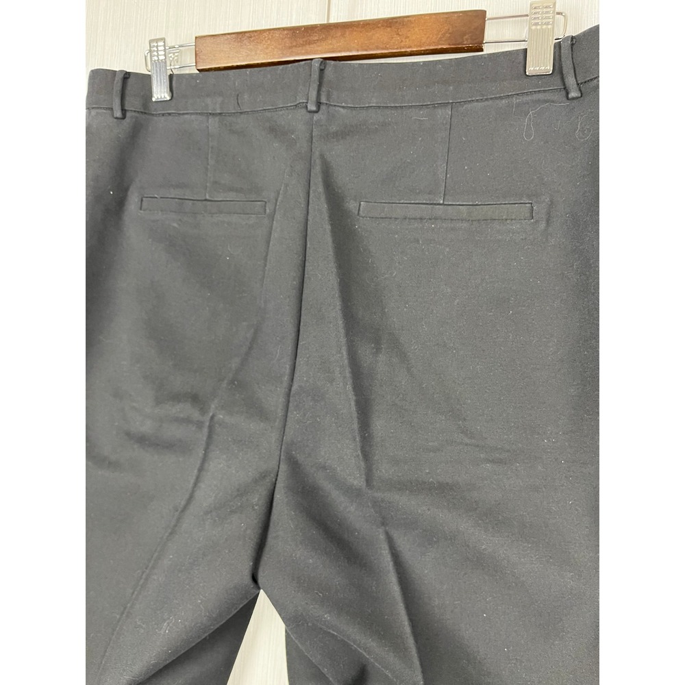 Chico's Bermuda Shorts 2 Black Cotton Rayon Blend Stretch Classic Preppy Minimal - Picture 7 of 10